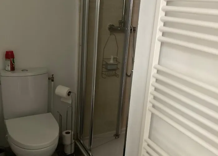 Des T Bed & Breakfast