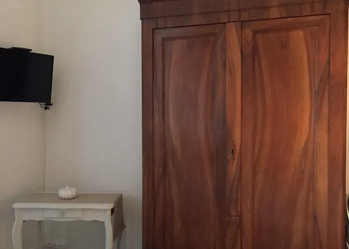 Des T Bed & Breakfast 3*