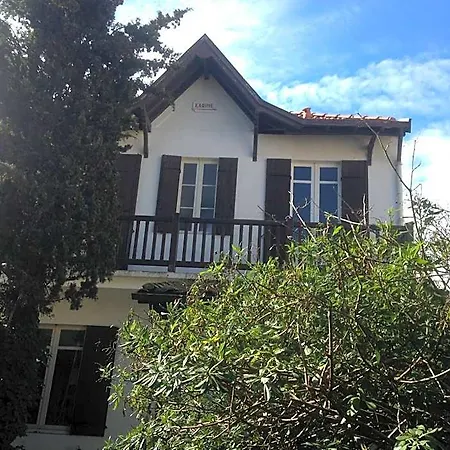 Des T 3* Αρασόν